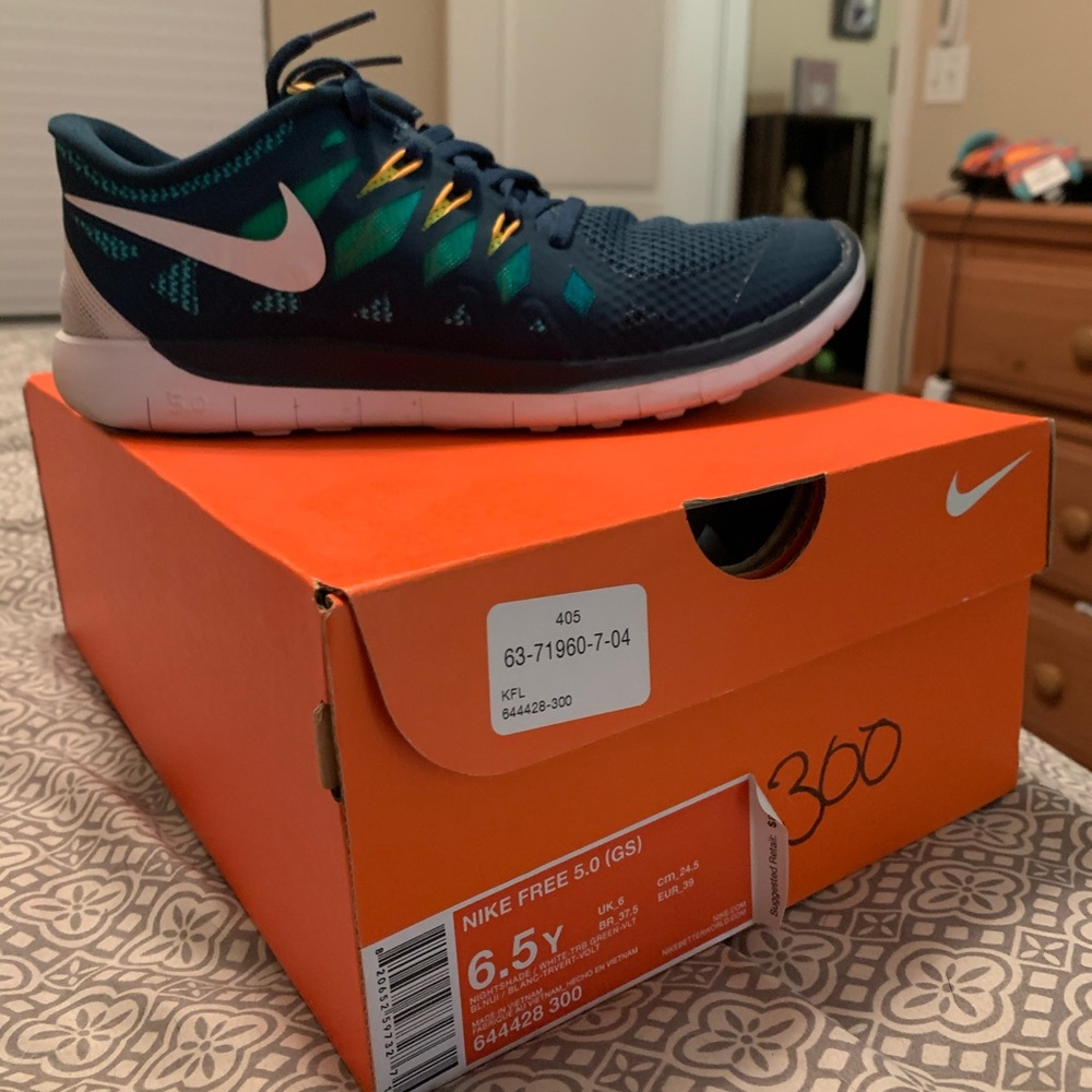 Kids Grade School Nike
